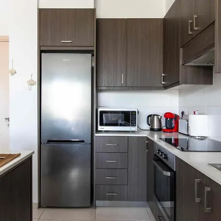 Lemon Tree 1-br With Terrace & Pool In Livadia Apartment *